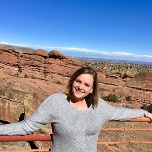 Meet your Posher, Vallary